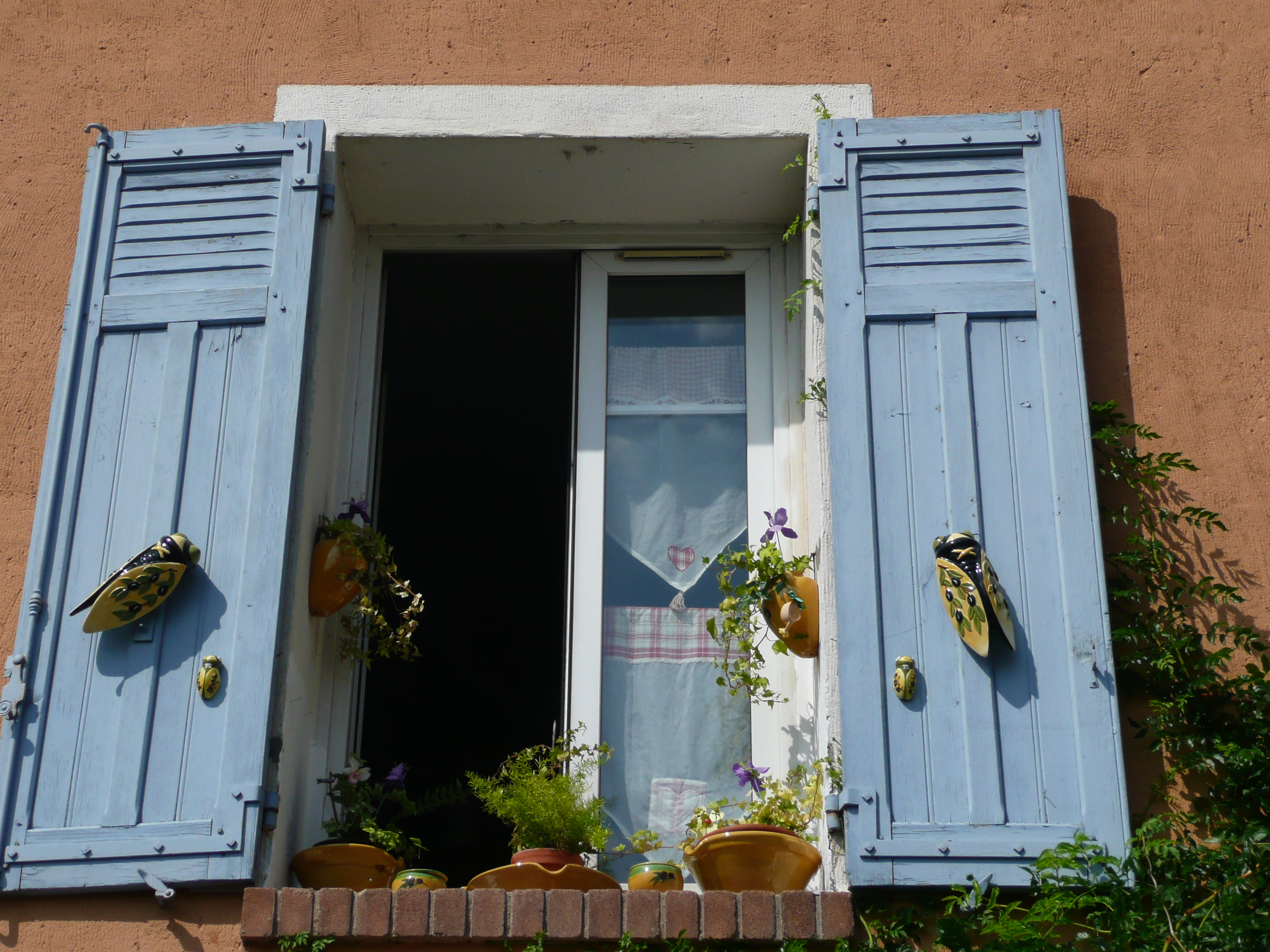 photoworld24-Frankreich-Provence-Fenster-1