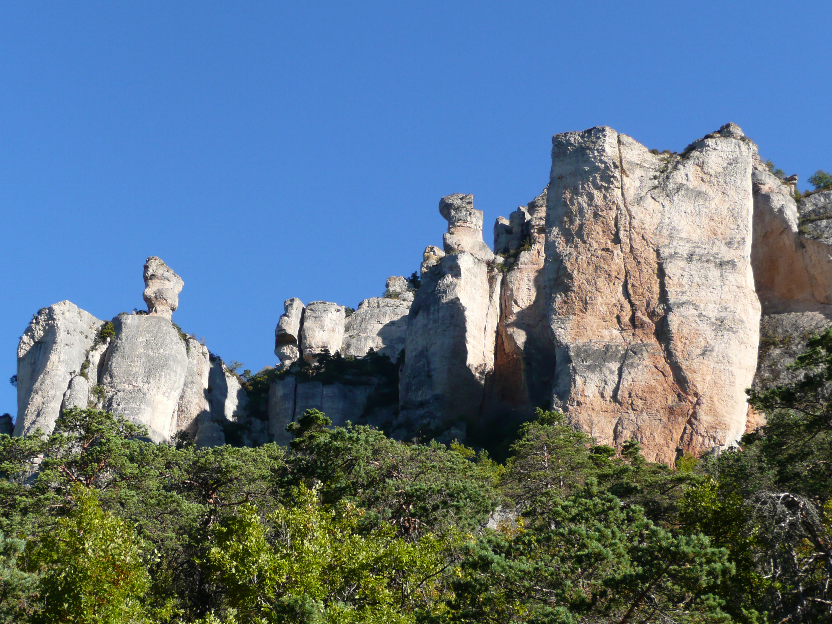 photoworld24-Frankreich-Tarn-Felsen