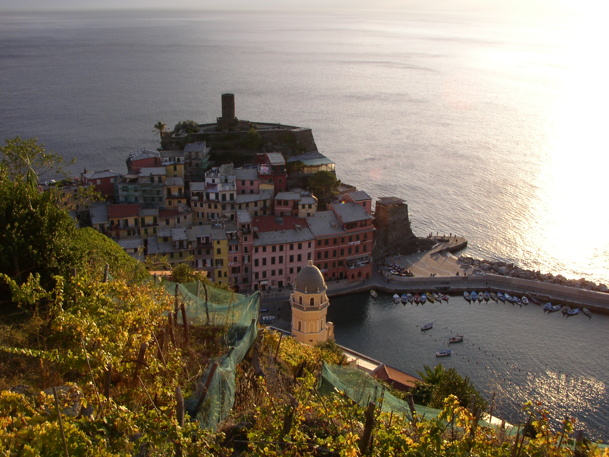 photoworld24-Italien-Ligurien-Cinque-Terre-Vernazza