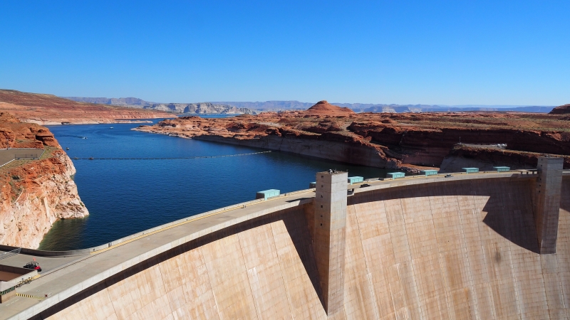 Glen Canyon Dam - Lake Powell