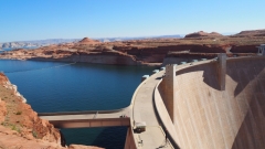 USA-Glen-Canyon-Dam-Lake-Powell